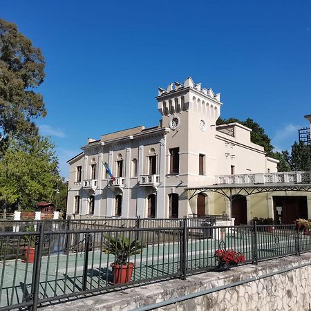 Ferienwohnung Domus Lineker Venafro Exterior foto