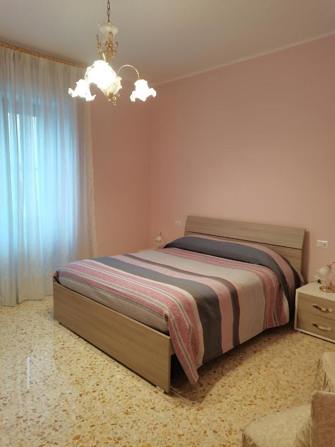 Ferienwohnung Domus Lineker Venafro Exterior foto