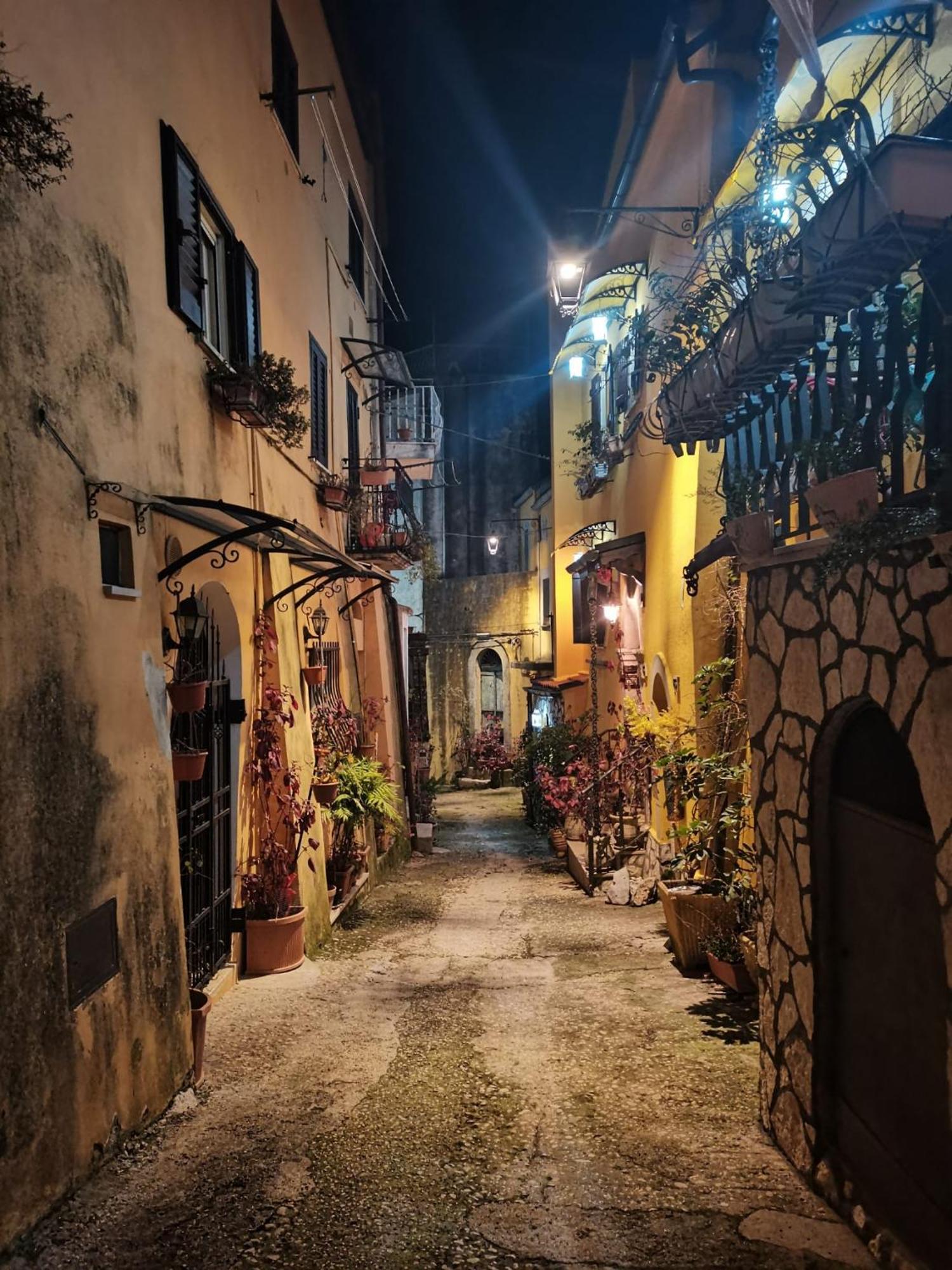 Ferienwohnung Domus Lineker Venafro Exterior foto