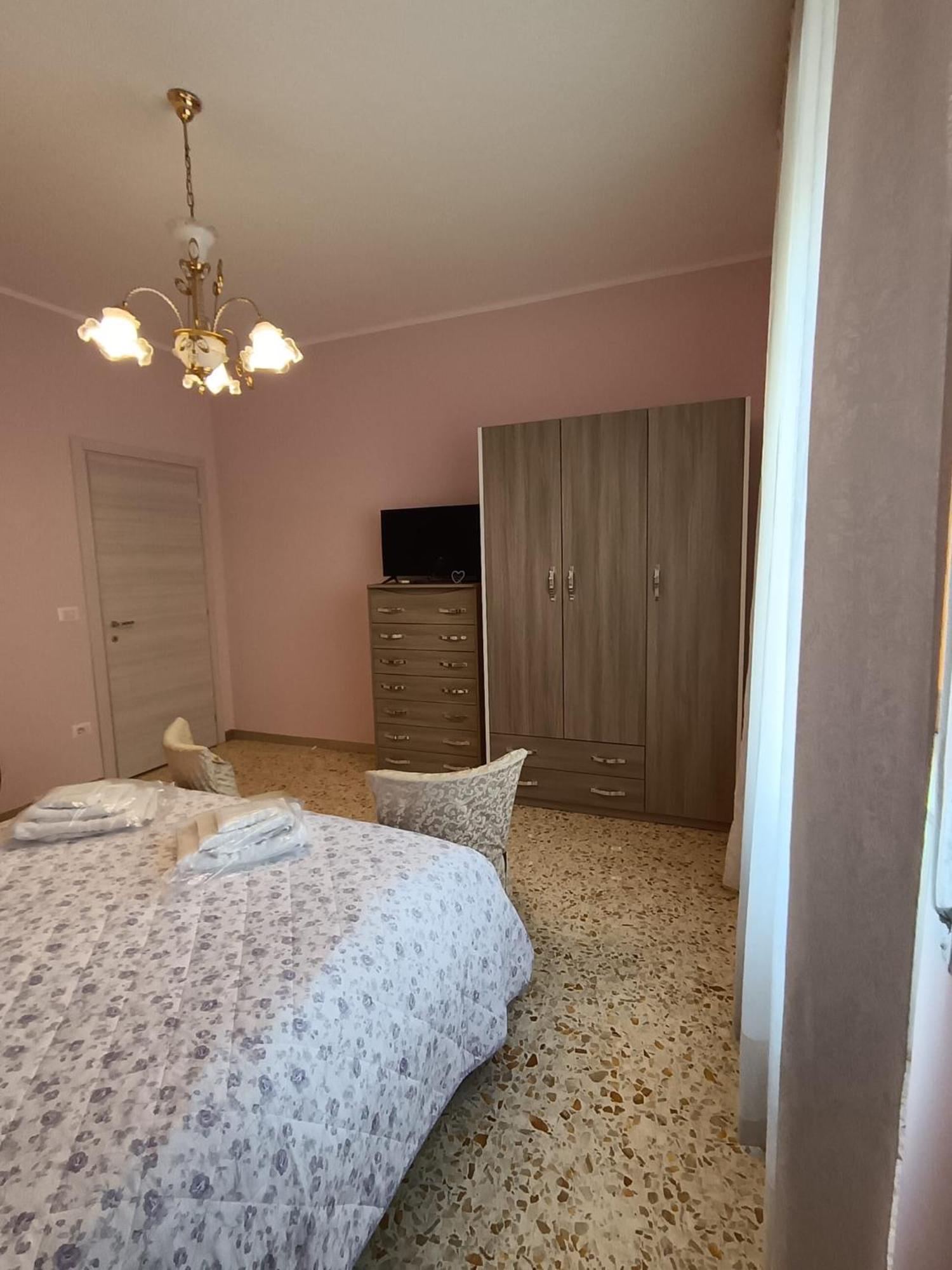 Ferienwohnung Domus Lineker Venafro Exterior foto